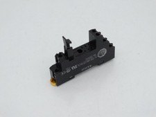 ALLEN BRADLEY 700-HN122 SERIES A RELAY SOCKET