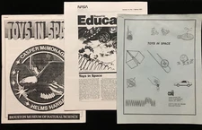 TOYS IN SPACE SPACE SHUTTLE PROGRAM 3 NASA  *OBSCURE* INFORMATIVE BOOKLETS