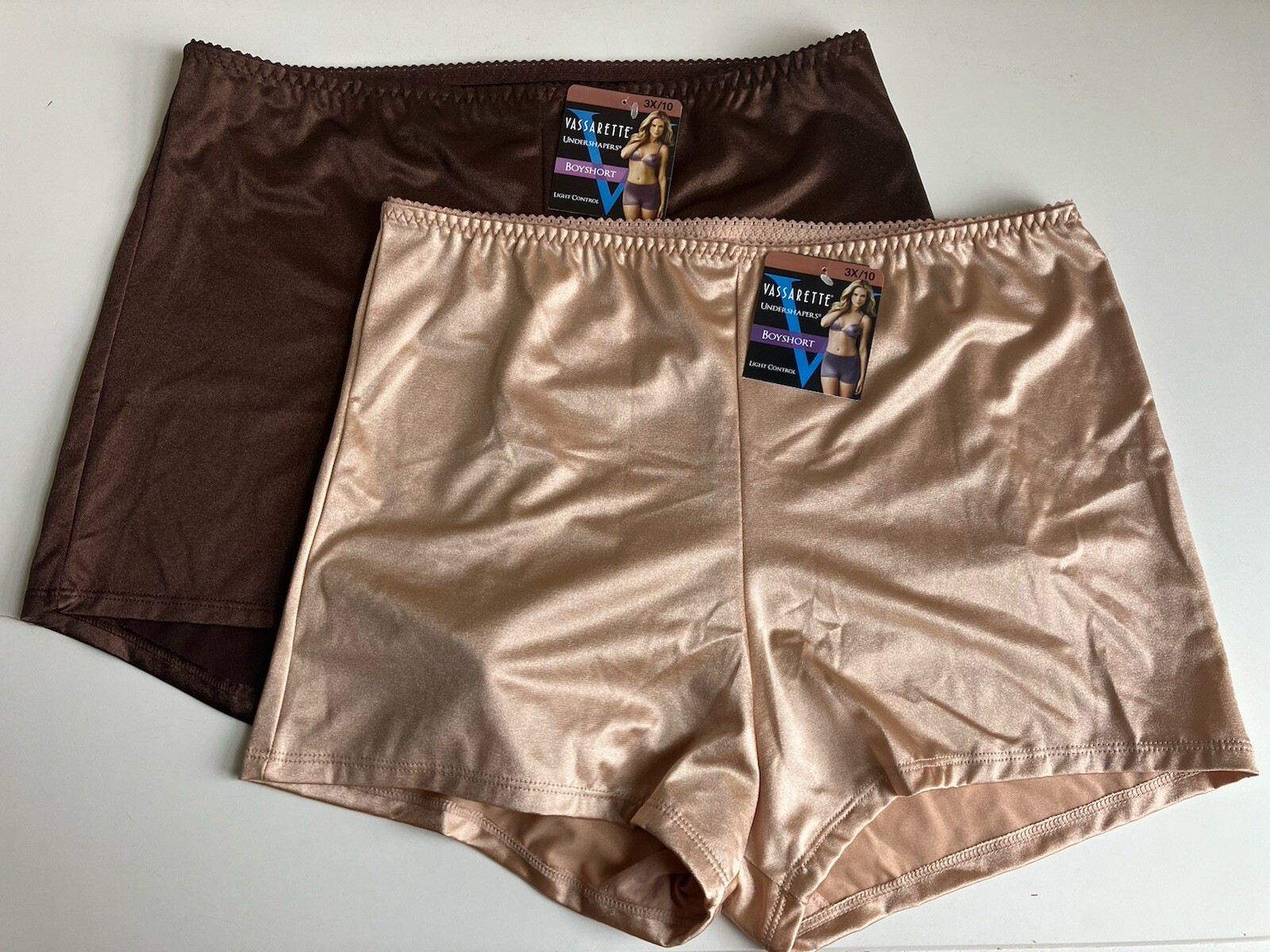 NEW Vassarette Women's Undershapers Underwear 42001 Boyshort 10, 3XL