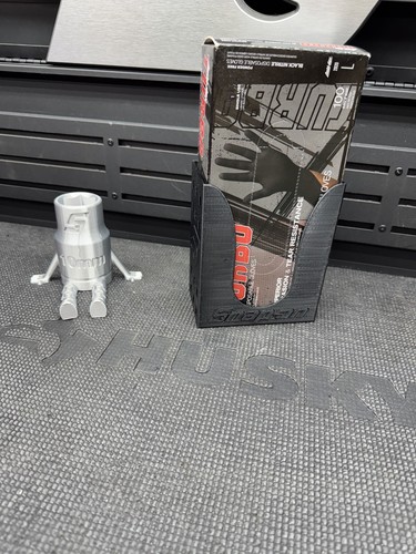 Snap On Tools Rubber / Nitrile Glove Holder with a box of Nitrile Gloves. - Bild 9 von 11