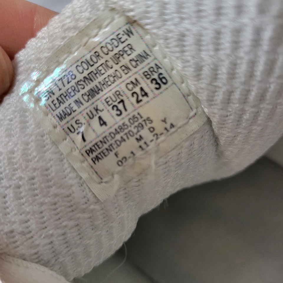 Skechers Sneaker Womens 7 White Premium Sport Athletic Laced Up Casual 1728 - Image 4 of 4