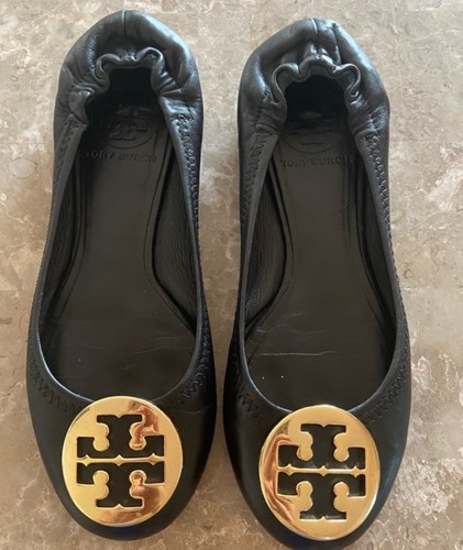 Authentique ballerines Tory Burch Claire noires taille 8,5 M logo doré médaillon excellent état - Photo 15/16
