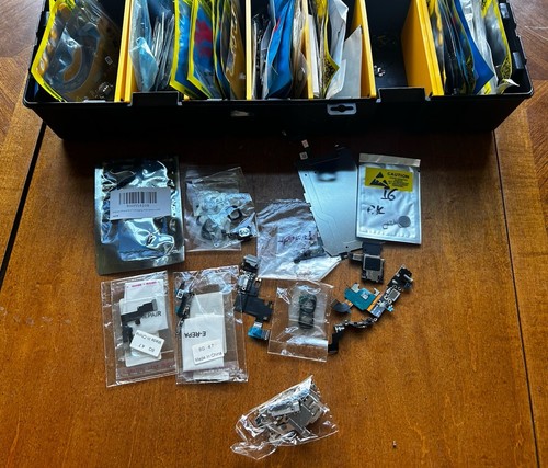 iPhone 5, 5c, 5s, 6, 6+ Parts Lot Organizer Battery, Charging Port, Docks Etc - Picture 11 of 12