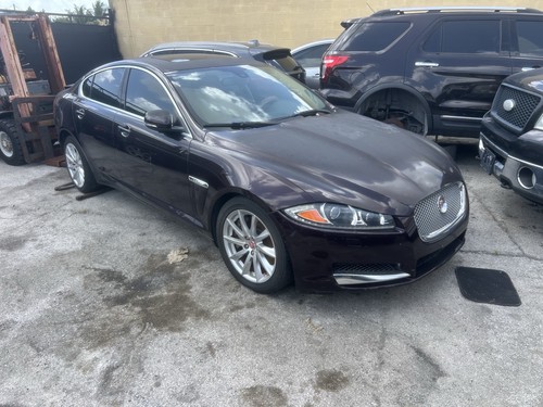 2014 Jaguar XF 