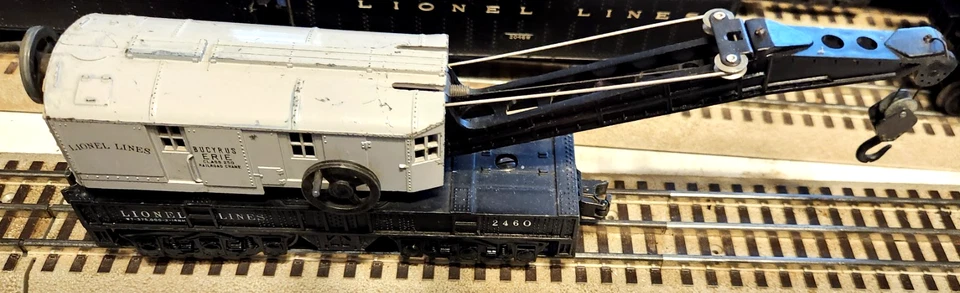 Lionel 1946 GLOSSY GRAY CAB 2460 Cab Crane Car in original box with liner GC OB. - Image 2 of 4