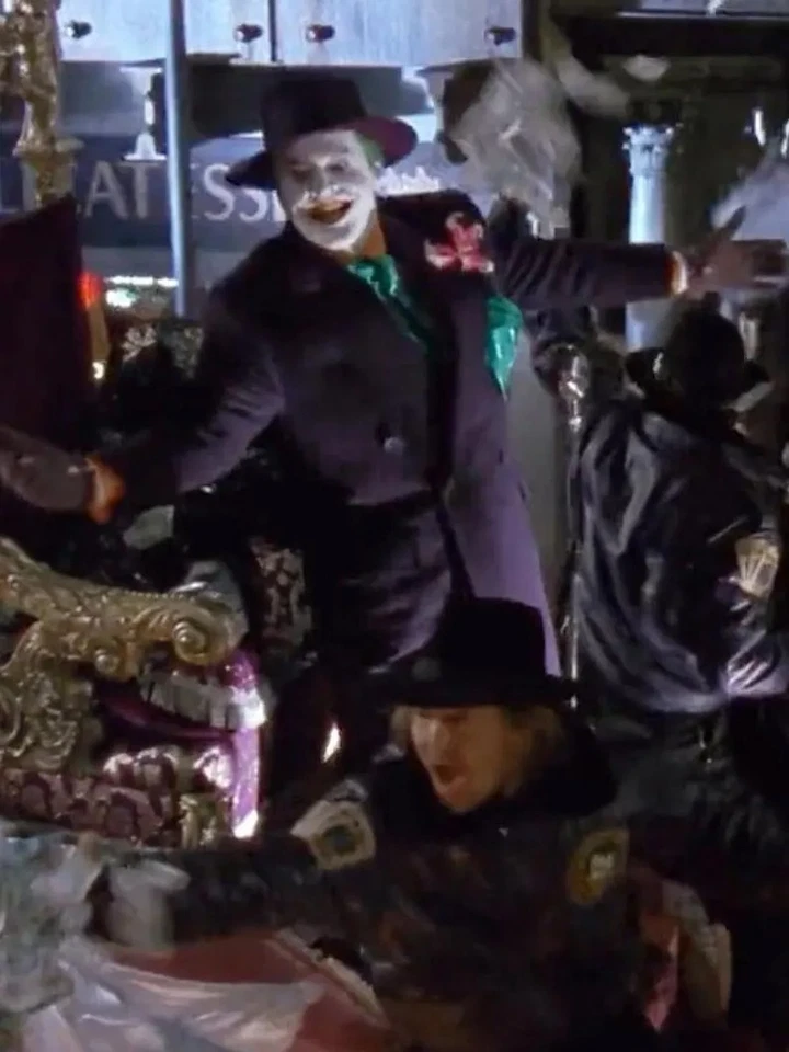 Casaco Coringa Jack Nicholson Feito à Mão – Batman 1989 Fantasia de Lã Roxa Trincheira - Imagem 2 de 4