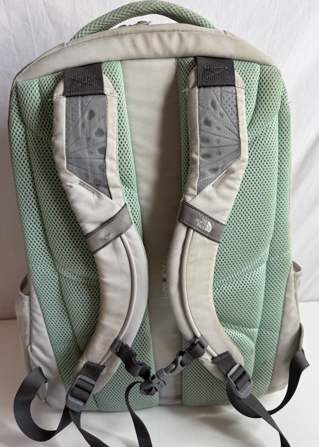 North Face Jester Backpack Adjustable Straps Gree… - image 2