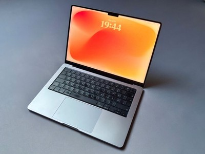 Apple MacBook Pro 14'' 2021 (M1 Pro, 16GB RAM, 512GB SSD) Space Grau A2442 QWERTZ