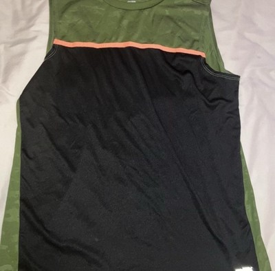 (2) Boy s Tek Gear Active Top !Accepting Offers! Bundle Deals Available 