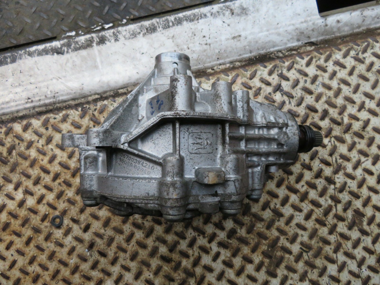 2014-2019 MASERATI GHIBLI SQ4 3.0L AWD FRONT DIFFERENTIAL CARRIER 8K MILES OEM