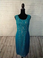 EUC teal lace over nude ADRIANNA PAPELL sheath dress - size  6 / BARELY WORN!!!!
