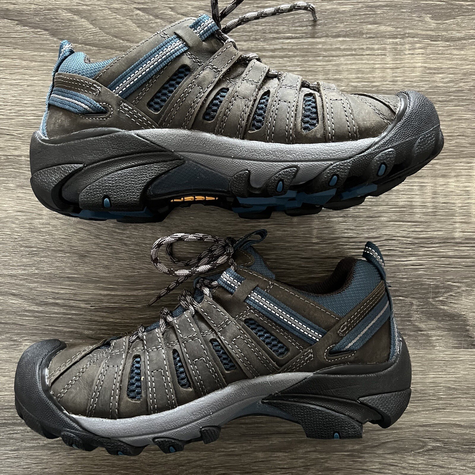 Scarpe da trekking ventilate KEEN da uomo Voyageur taglia 7 US