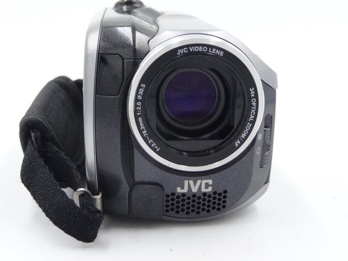 JVC Everio GZ-MG130E Hard Disk Camcorder with accessories - Picture 4 of 12