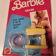 Vintage Barbie Action Accents Mixer Yellow NIP