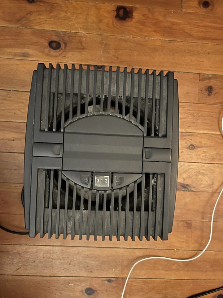 Venta LW25 Original Humidifier in Black - Filter-Free Evaporative Humidifier - Image 3 of 3