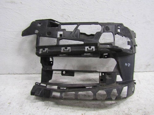 BMW 5 G30 G31 G38 2017 Halterung Stoßstange Stoßfänger vorne 7385345