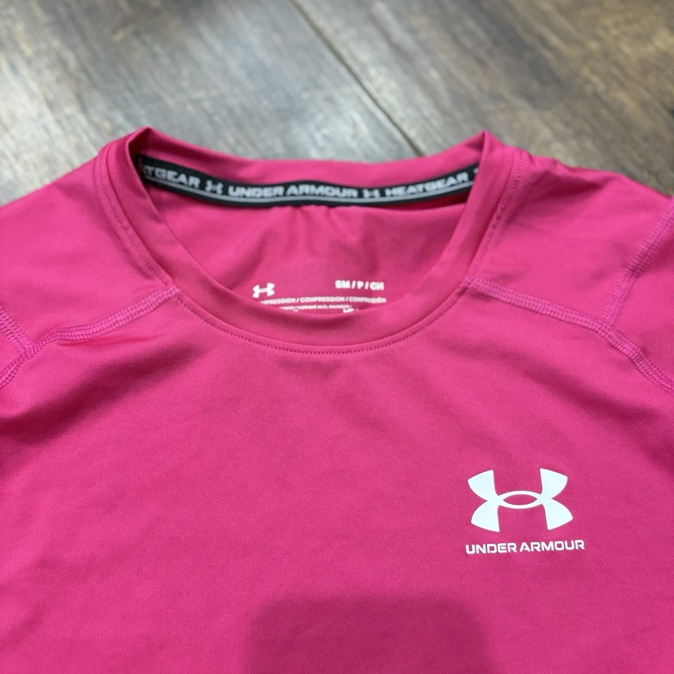 Blusa de compressão Under Armour Heat Gear feminina rosa manga longa tamanho P - Imagem 2 de 4