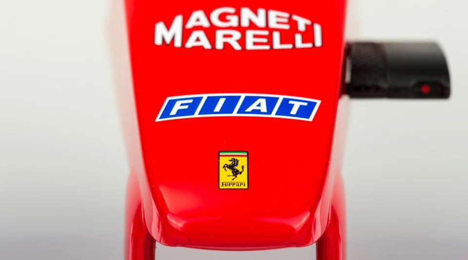 Ferrari F1-2000 Musetto Michael Schumacher 2000 Scala 1:8 Modellino Formula 1 #3 - Immagine 3 di 4