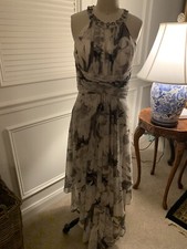 ELIZA J MAXI SIZE 8 BEAUTIFUL FLORAL FULLY LINED LOVELY DETAILS, HEM