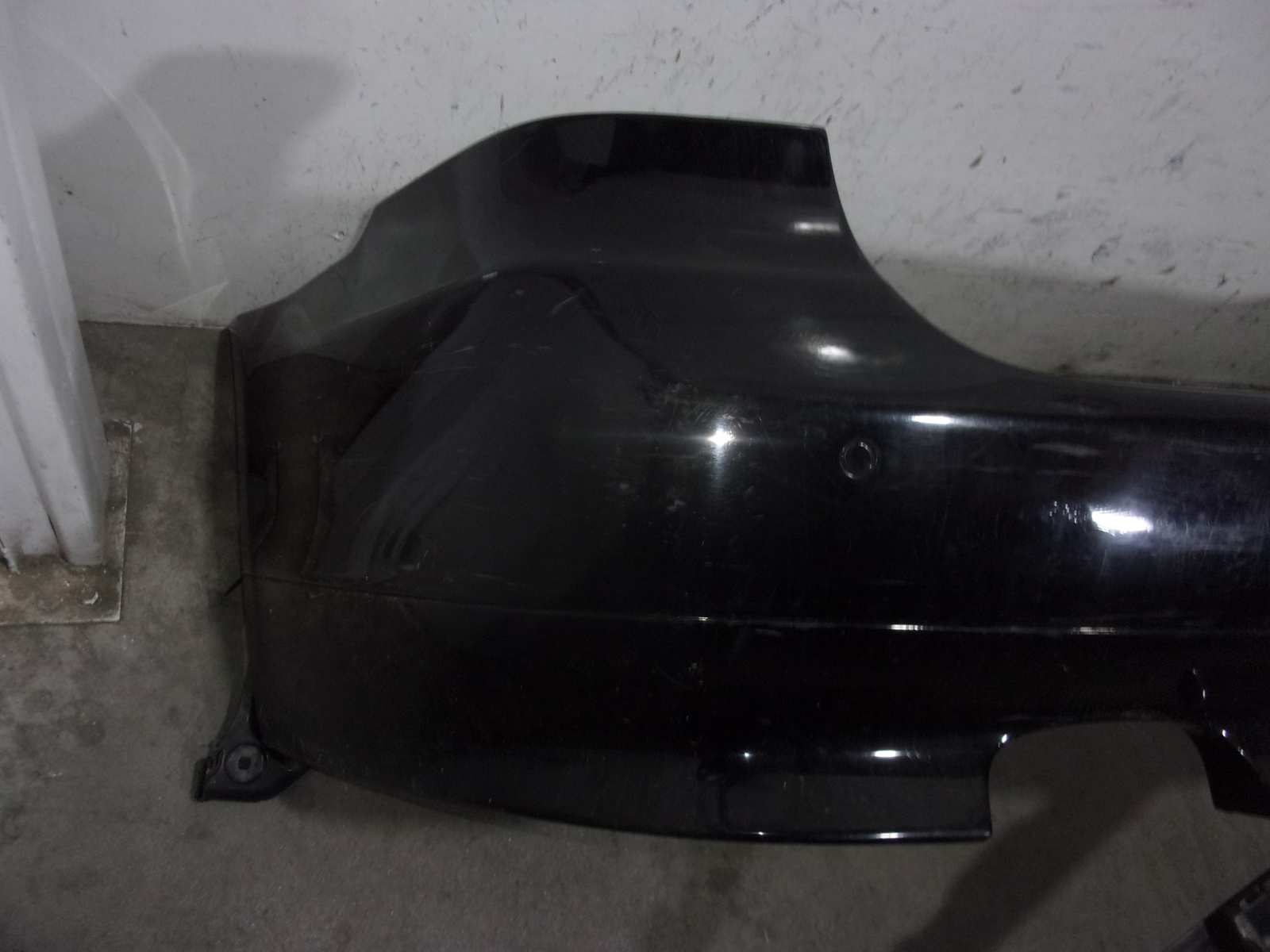 BMW Verkleidung Stossfänger grundiert hinten 51127184750 5er  