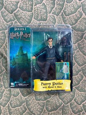 Harry Potter Order of the Phoenix Series 1  With Wand & Base