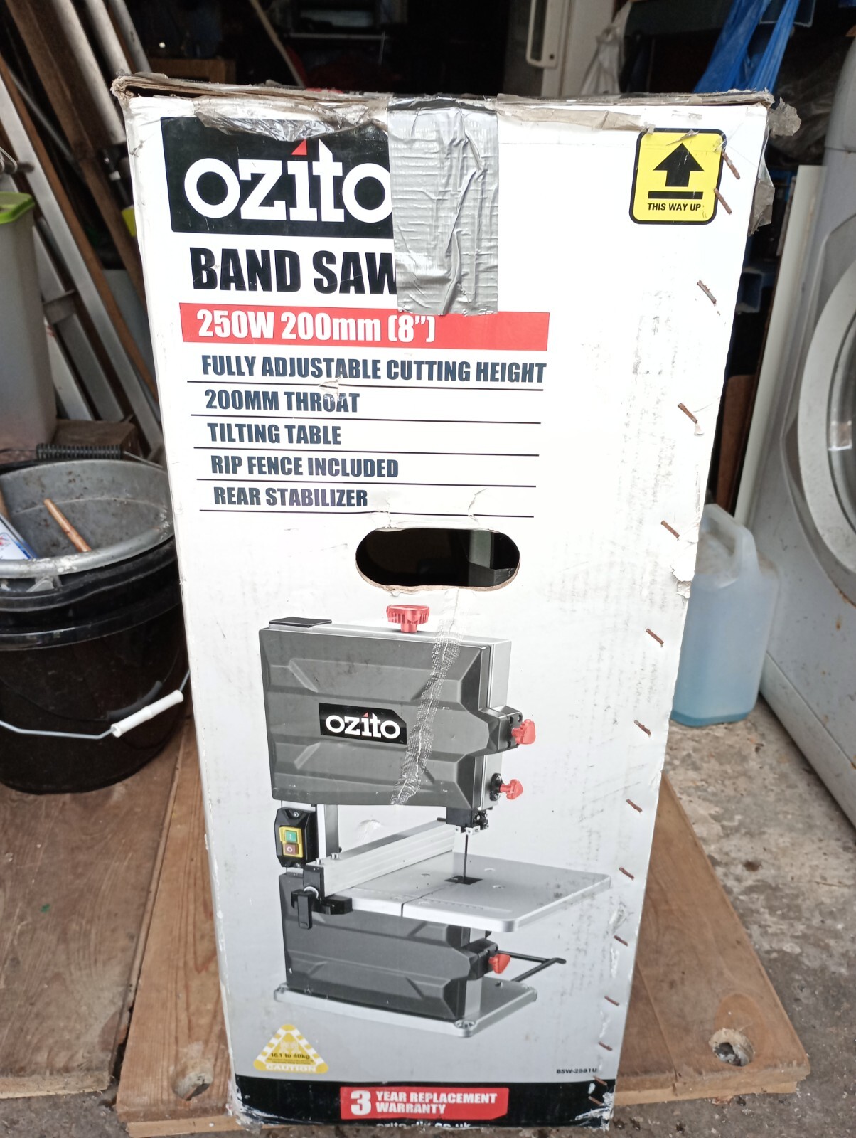Band Saw Used Ozito plus spare blade. Good Condition. Manual included