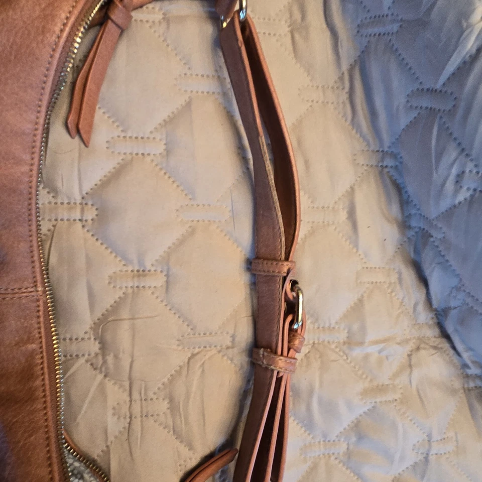 Bolso de Hombro Estilo Hobo Cuero Rosa Suave Moda Luxe De Colección Uso Mínimo Boho Foto 3 de 4