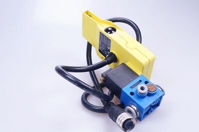 WENGLOR  OPT70   Reflex Sensor  für Rollenstauförderer,