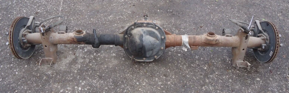 Conjunto de eje trasero Grand Marquis Crown Victoria 2003-2011 relación 2,73 136 k OEM Foto 2 de 4