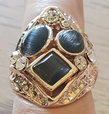 3 Stones With Crystals Around In Gold-tone Women Fashion Ring Size 7"
