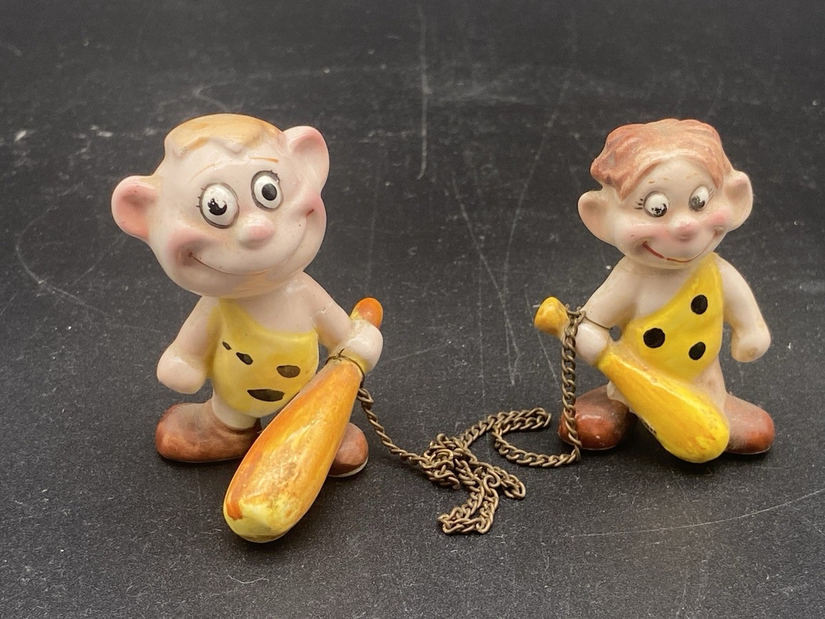 Vtg Kreiss Psycho ceramics, Cave Man Family w Chain Collectible