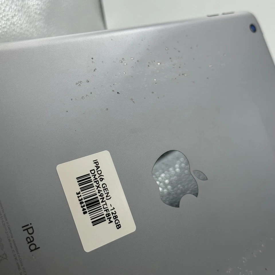 Apple iPad 6th Generation A1893 128GB - Image 4 of 4