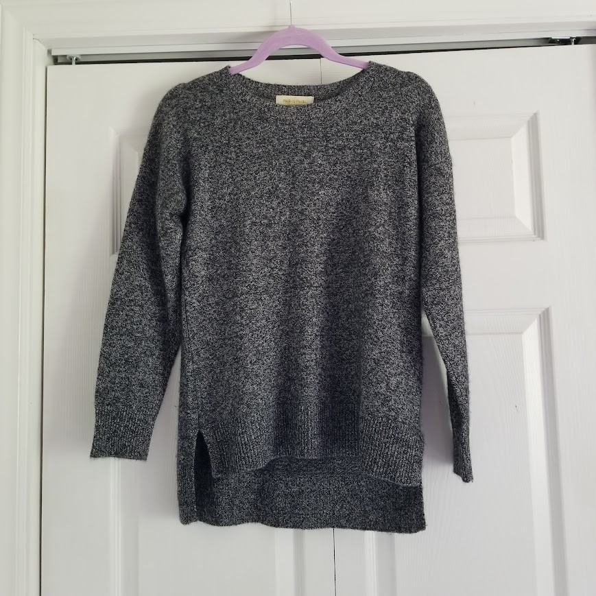 Peck & Peck Women's Sweater Small Gray Black White 100% 2 Ply Cashmere