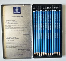 Unused - Set Of 12 Staedtler Mars Lumograph Art Drawing Pencils In Metal Tin  