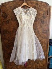 Gorgeous True Vintage Wedding Dress / Cupcake dress
