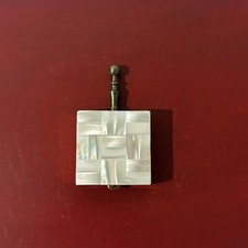 Vtg Mother Of Pearl Personal Pocket Ashtray Flip Lid Elegant MCM Retro Smoking 