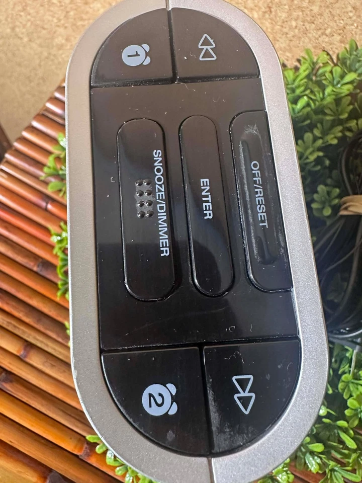 Timex Nature Sounds Clock Radio – Digital Alarm, Sleep Timer, Pre-Owned - Image 3 of 4