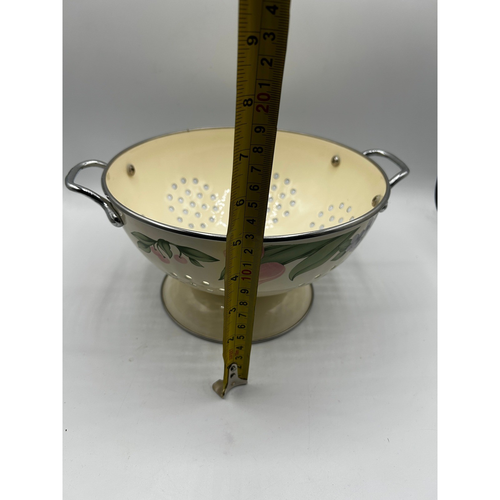 Enamel Colander Floral Tulips Vintage Cream Kitchen Strainer with Handles