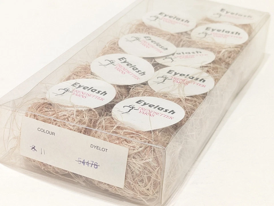 9 Lashy Balls of Beige EYELASH from TrendSetter Yarns ITALY #11 Ecru - Image 4 of 4