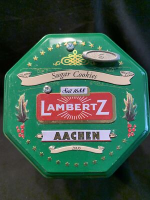 Lambertz Aachen German Cookie Tin W/ Music Box  We Wish You A Merry Christmas 