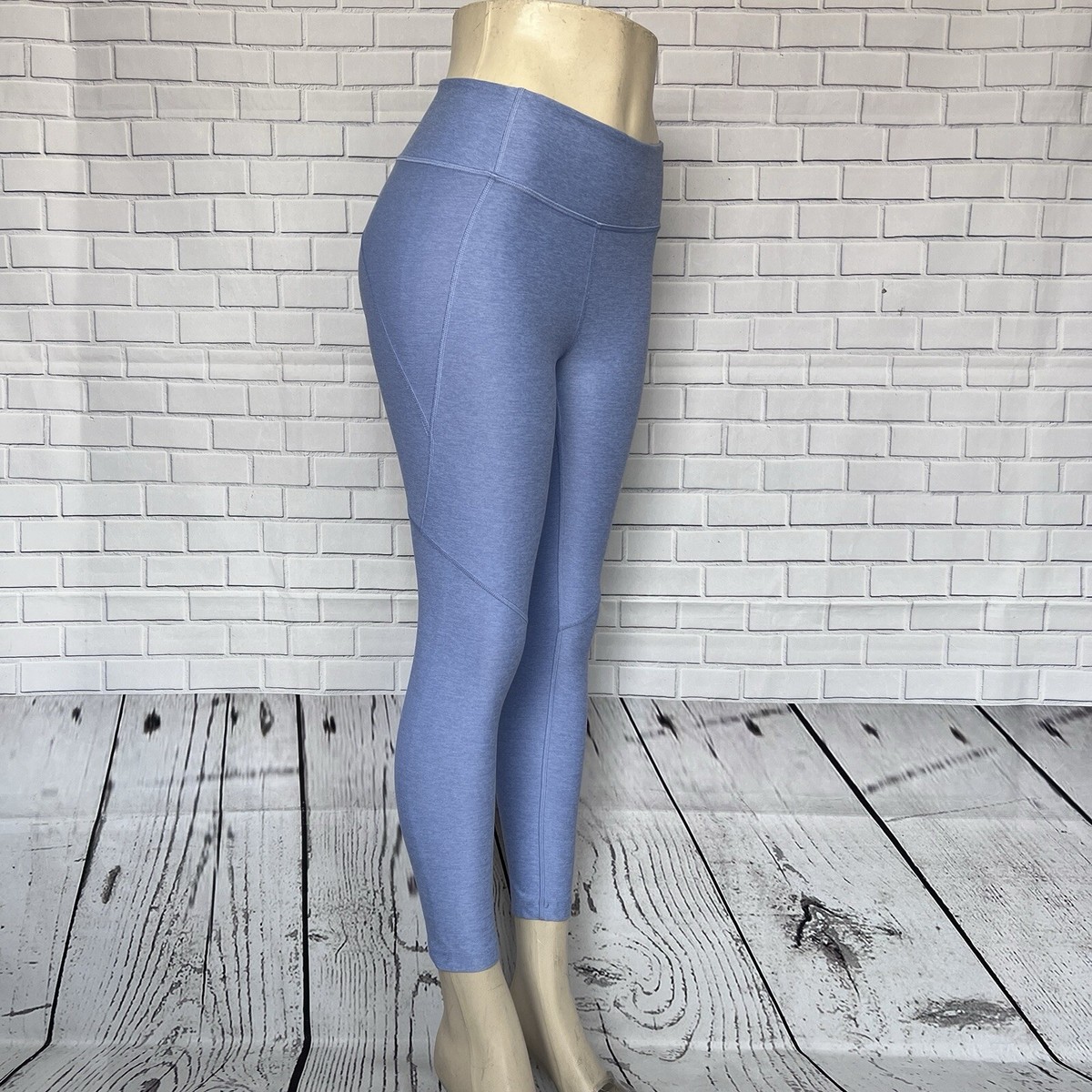 Outdoor Voices 3/4 Warmup Legging Purple Size Small