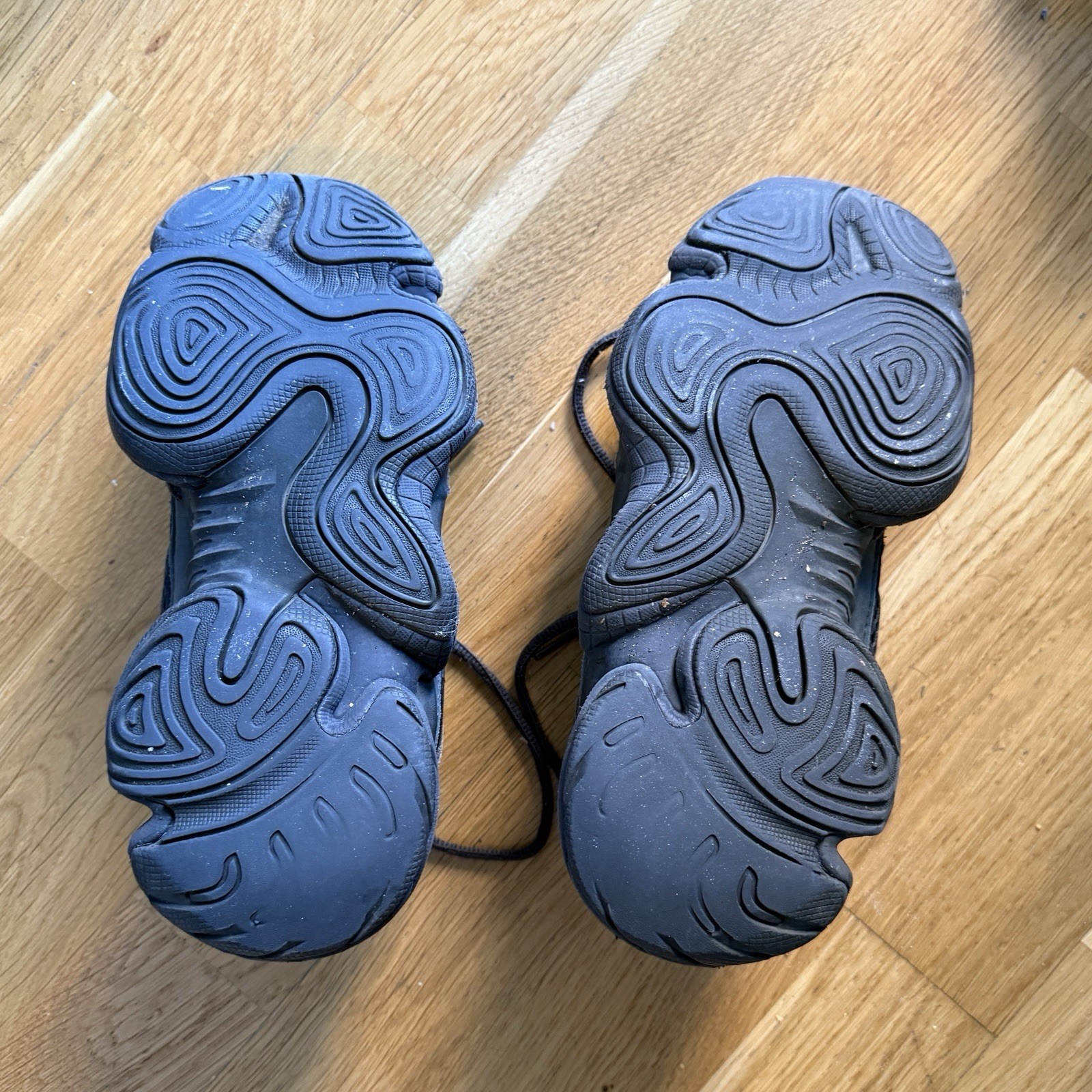 Adidas Yeezy 500 Utility Black F36640 Men’s/Women’s Size 5 Authentic Pre-Owned thumbnail 3