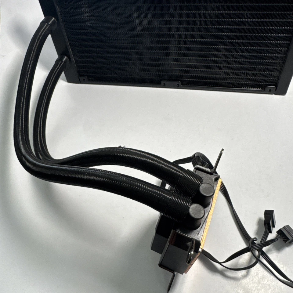 CORSAIR Hydro Series CW-9060019-WW H110i GT 280mm Liquid CPU Cooler - Image 4 of 4