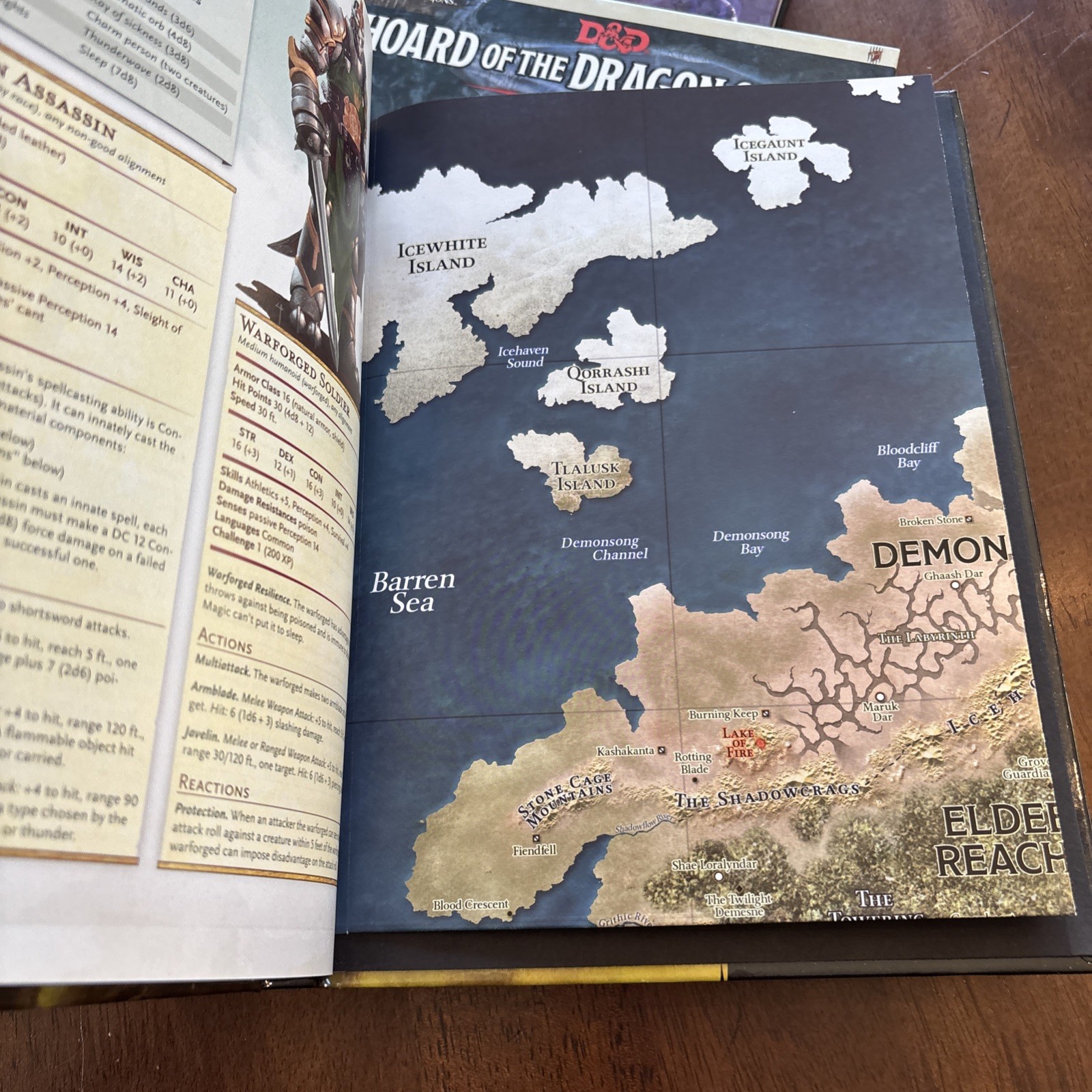 Dungeons&Dragons Lot Of 3 Books Eberron Dungeon Master Guide Hoard Dragon Queen