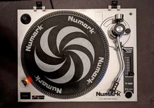 Used Numark TT-1520 Turntable With Technics Needle - In Working Condition
