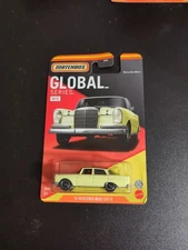 2022 Matchbox Global Series Yellow 62 Mercedes Benz 220 SE