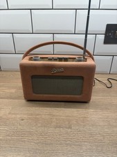 Roberts Revival R250 3 Band Portable AM/FM Radio Peach/Salmon Suede Suedette