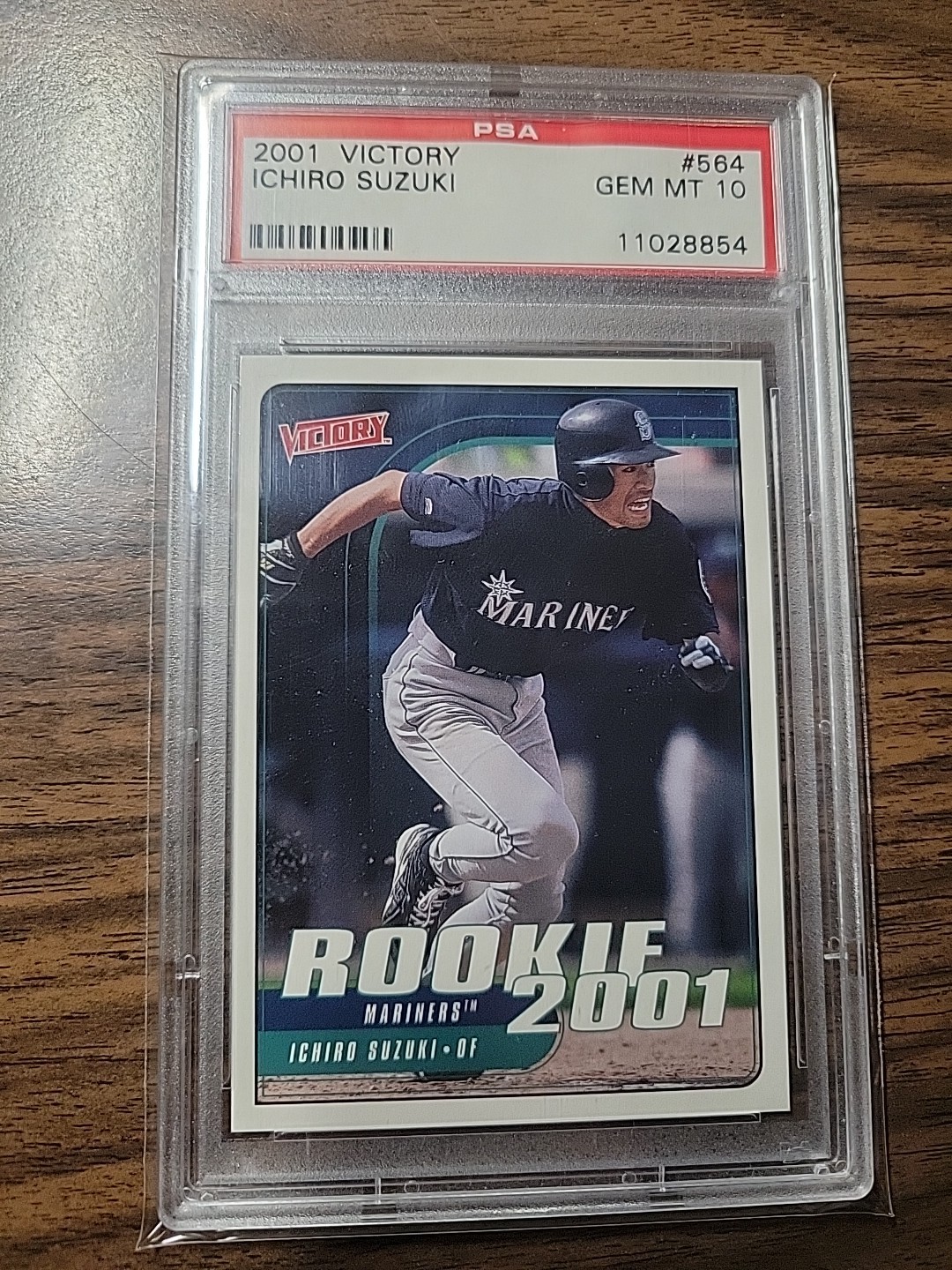 Ichiro Suzuki 2001 Upper Deck Victory #564 RC Rookie PSA Gem Mint 10 Mariners