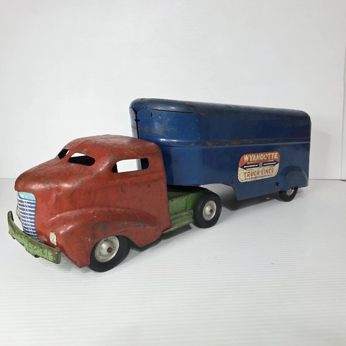 1940 Vehicle Year Vintage Manufacture Diecast Cars, Trucks & Vans