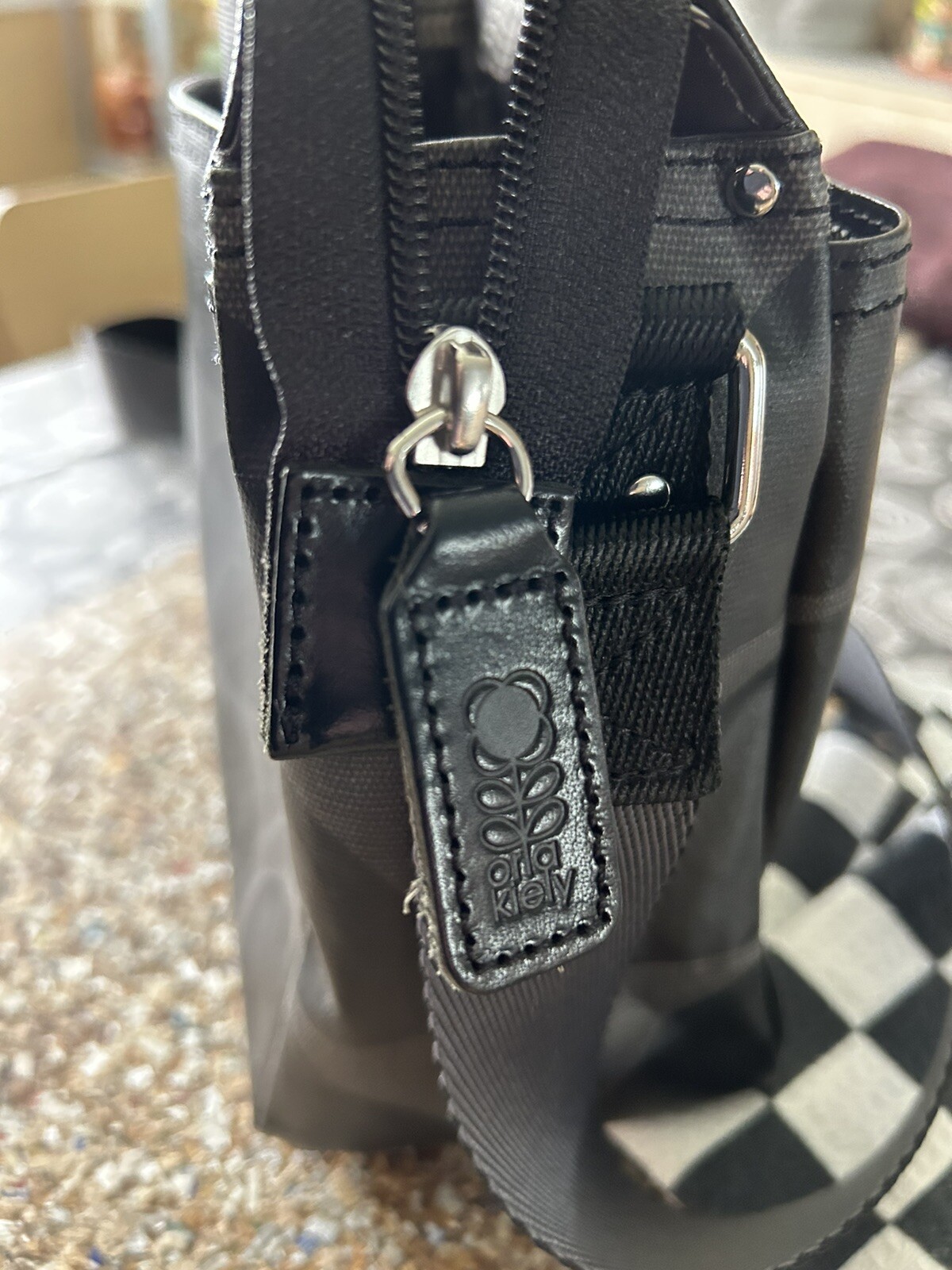 RARE Orla Kiely Black And grey Stem Crossbody Bag Gem